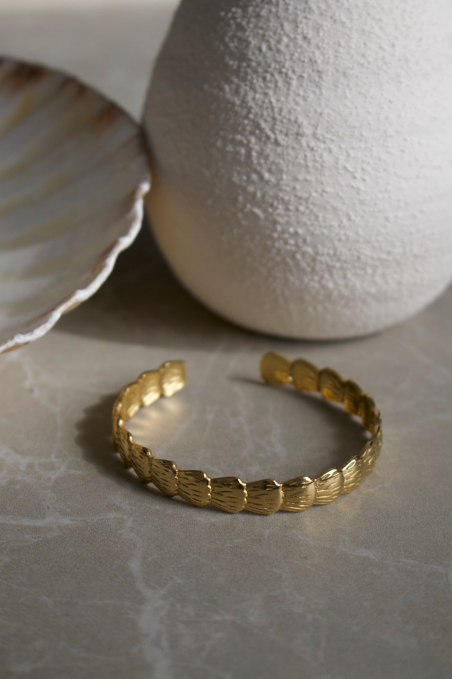 Gold Shell bracelet